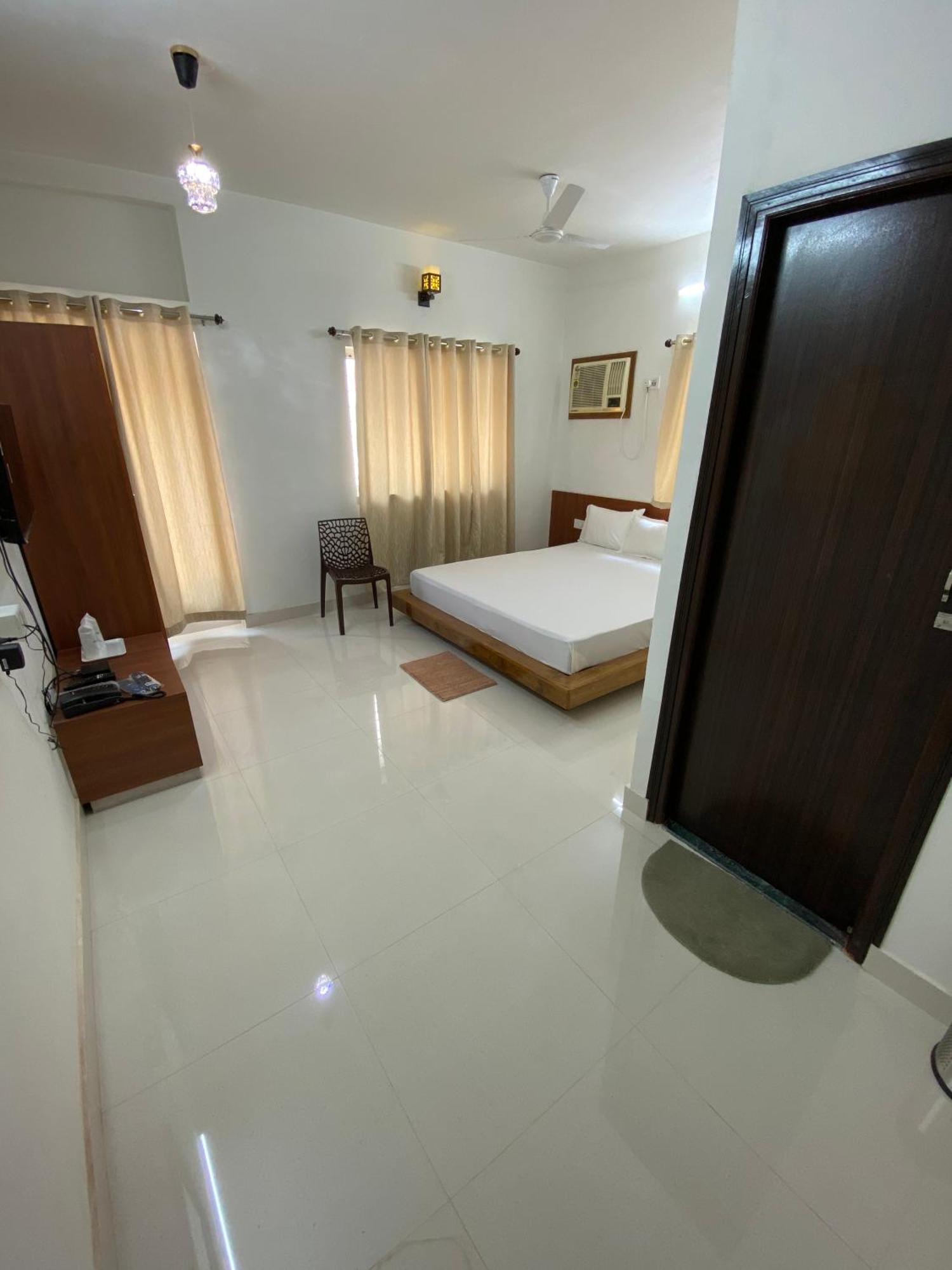 Lake Land Guest House Calcuta Exterior foto