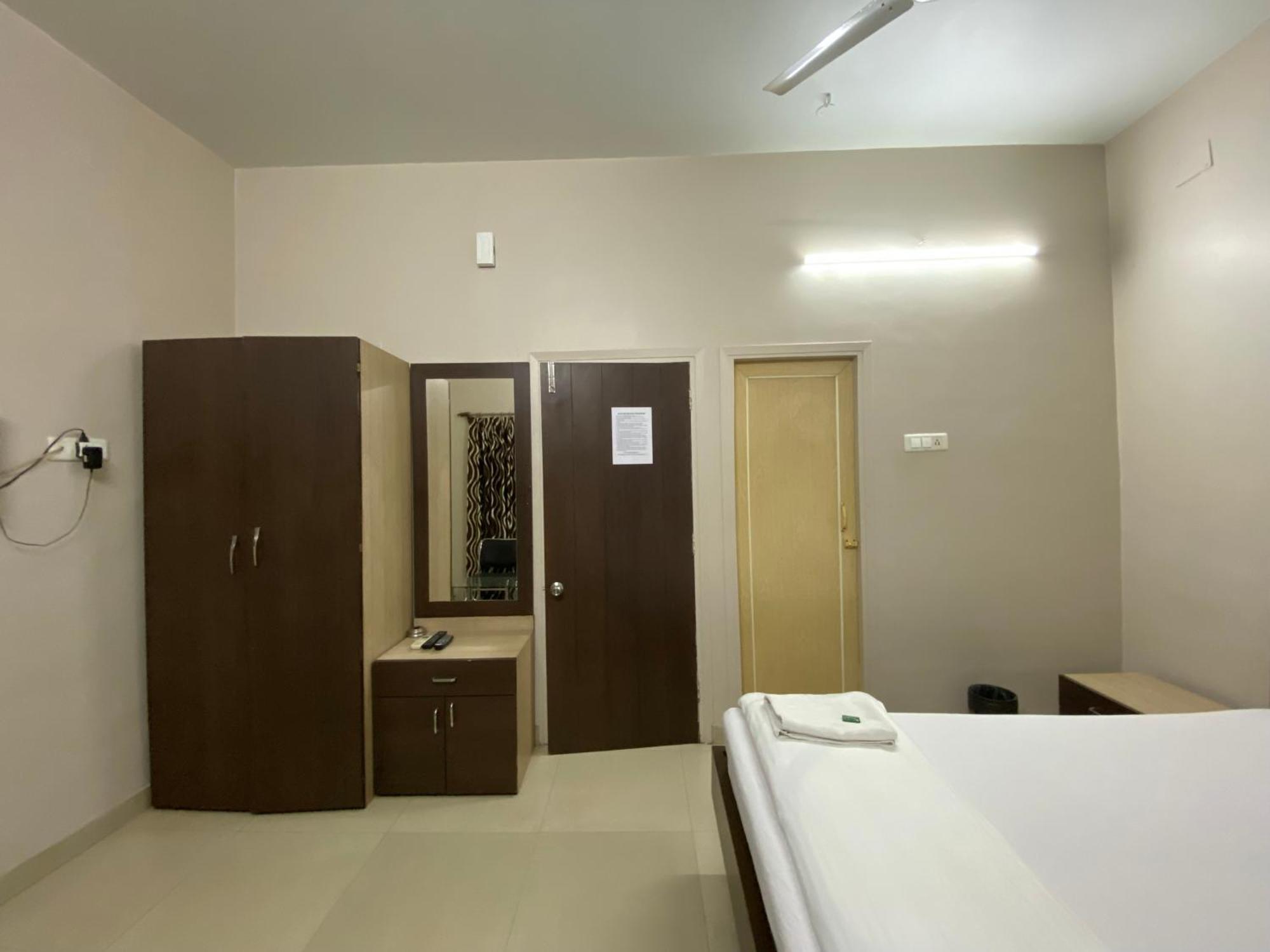 Lake Land Guest House Calcuta Exterior foto